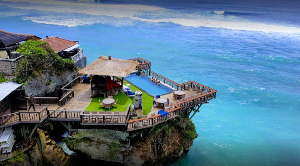 pantai suluban tempat wisata di uluwatu