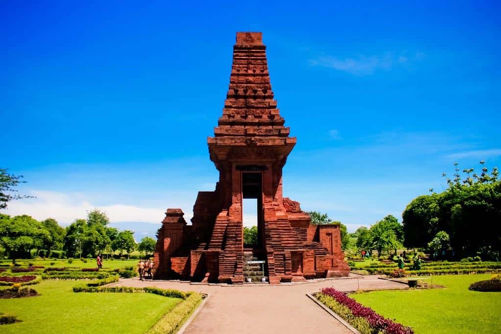 Yuk Wisata Sejarah Ke Candi Bersejarah Di Jawa Timur Ini Idfakta