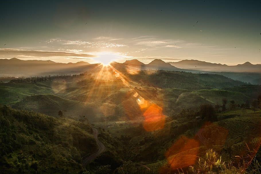 Harga Tiket Masuk dan Jam Operasional