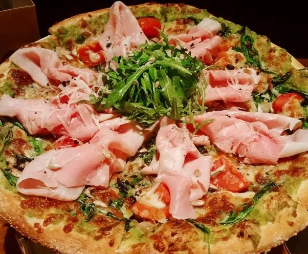 Stone Baked Pizza White Ham & Truffle Oil