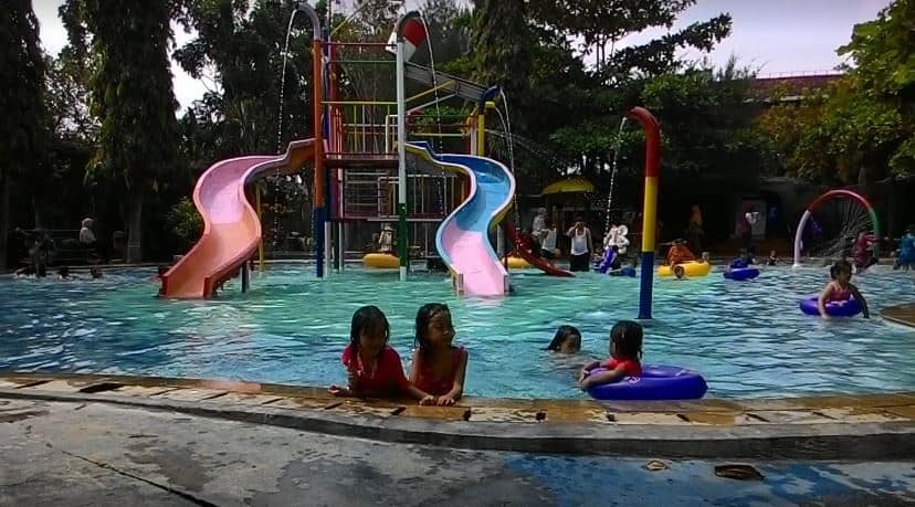 Dumilah Water Park