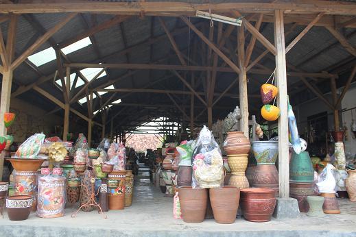 Sentra Pembuatan Keramik Plered