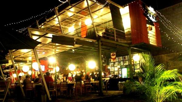 Cafe Tiga Tjeret Tempat Nongkrong Di Solo