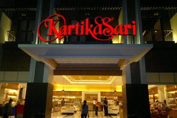 Kartika Sari Toko Kue di Bandung