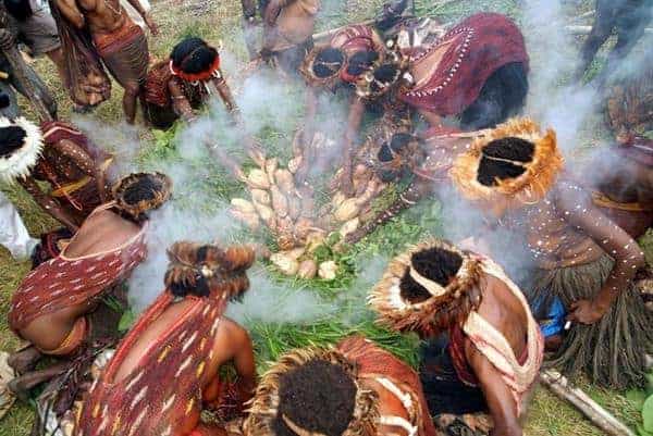 8 Budaya dan Tradisi Papua yang Paling Unik dan Menarik 1