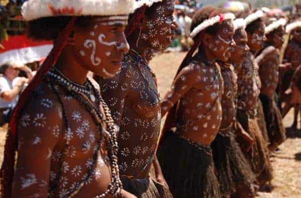8 Budaya dan Tradisi Papua yang Paling Unik dan Menarik 5