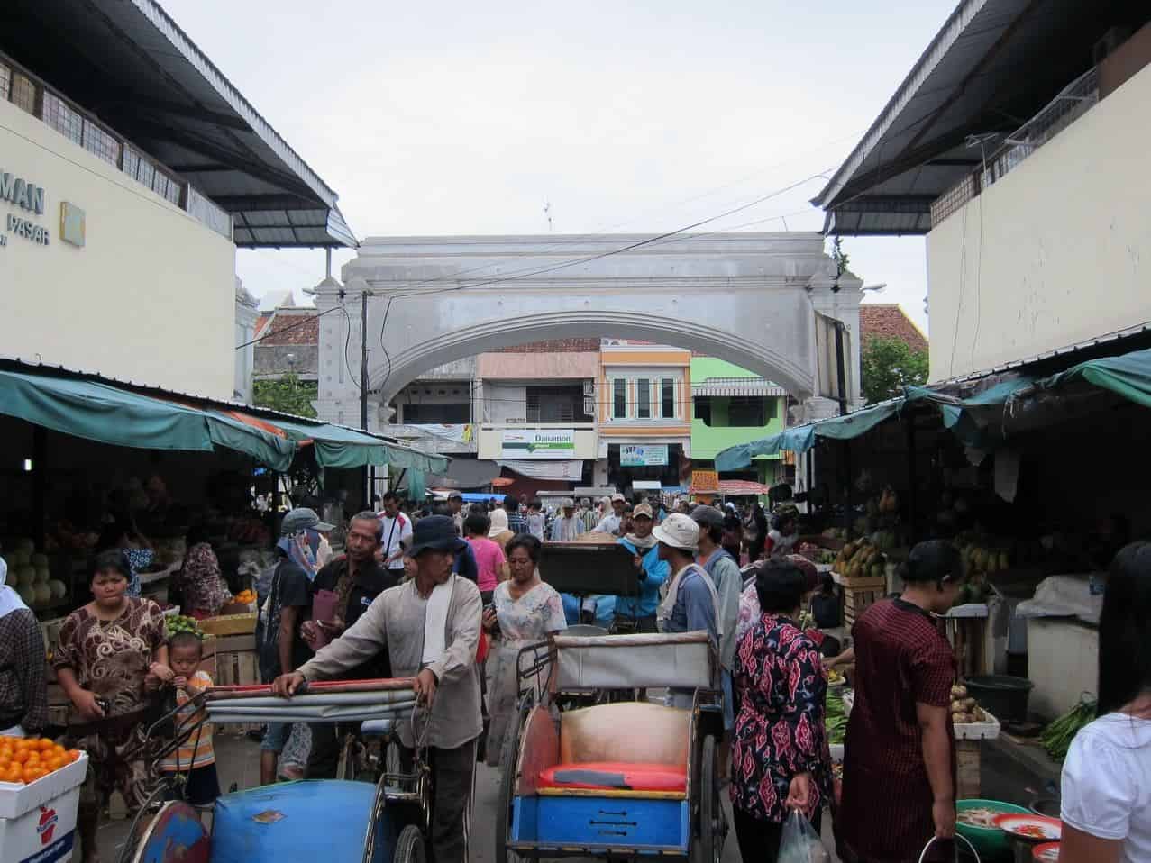 Pasar Kanoman