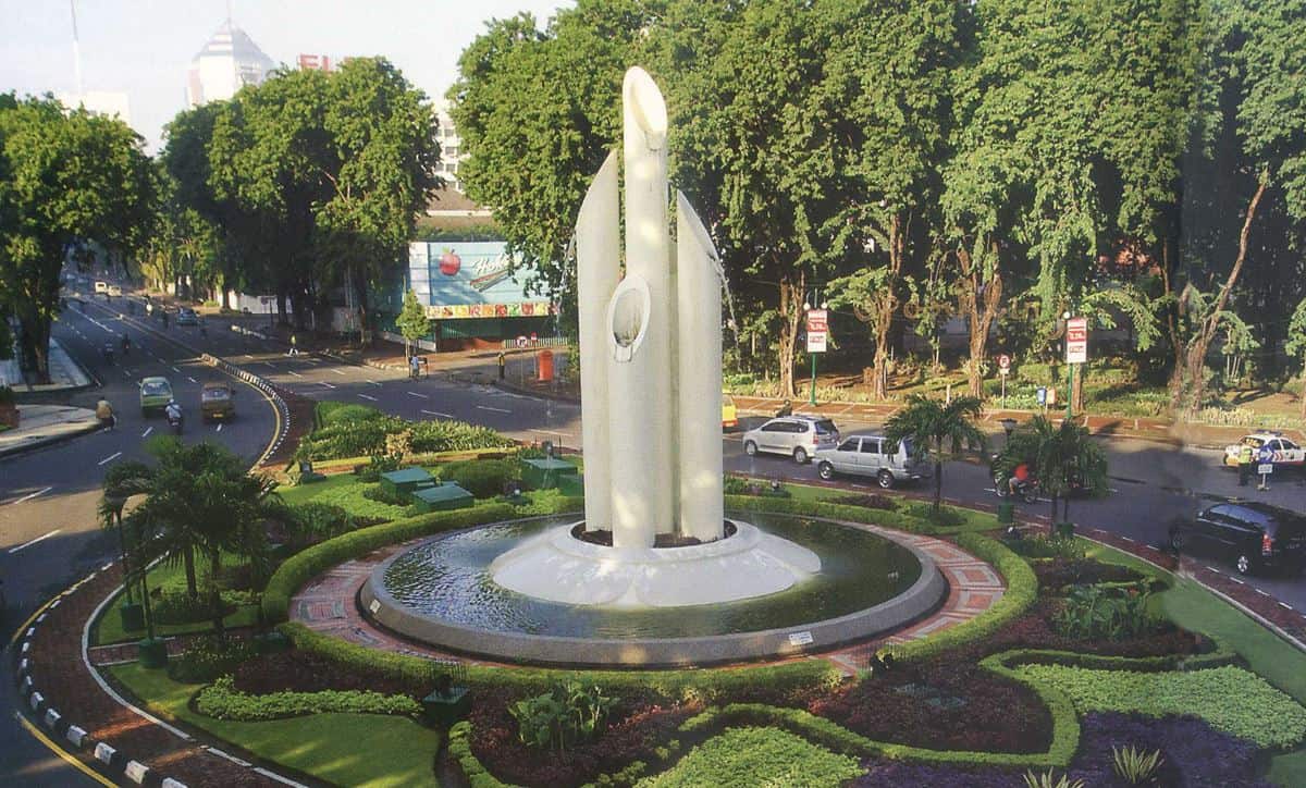 Yuk, Mampir ke 10 Monumen dan Patung Terkenal di Surabaya 17