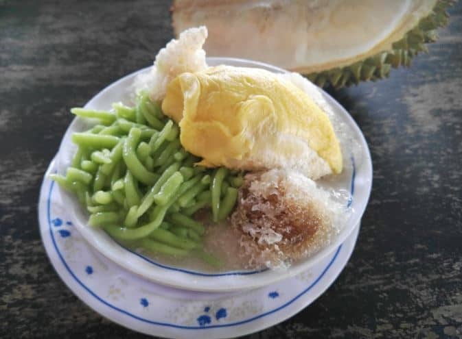 Pak Yeop Pulut Durian