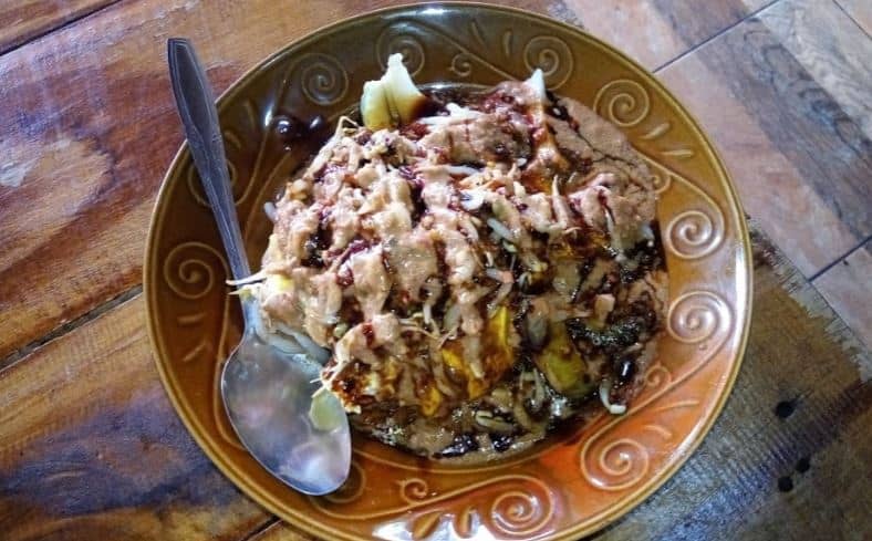 9 Tempat Makan Kupat Tahu Paling Enak di Kota Bandung 6