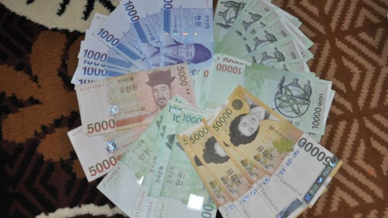 mata uang korea