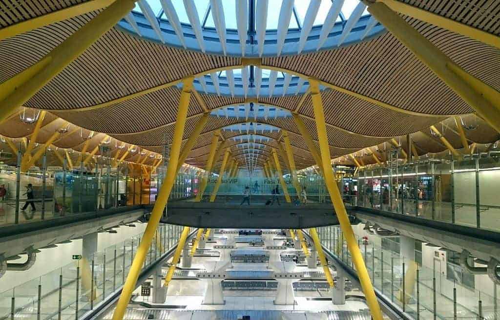 Bandara Adolfo Suarez Madrid-Barajas