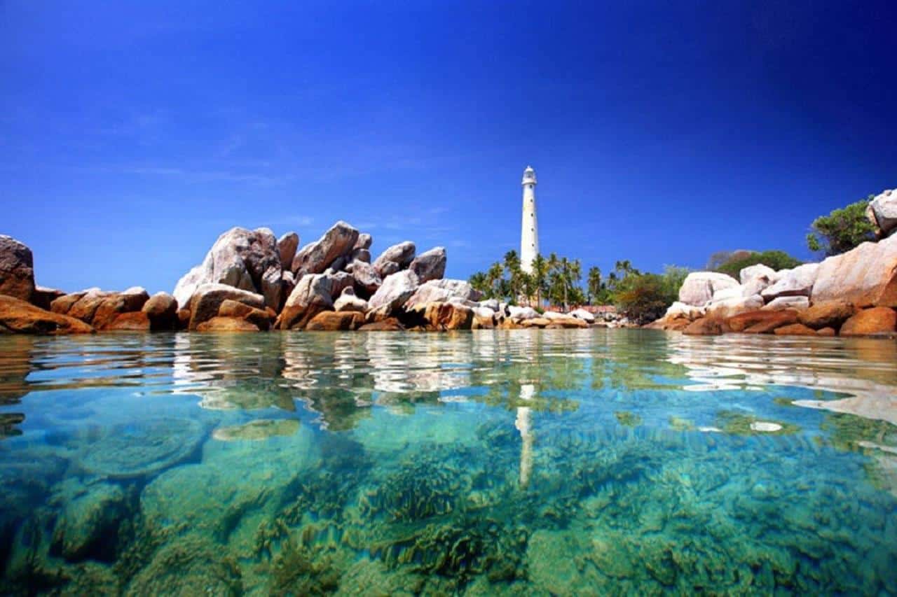 10 Pantai Terindah di Indonesia yang Jadi Objek Wisata Baru 5