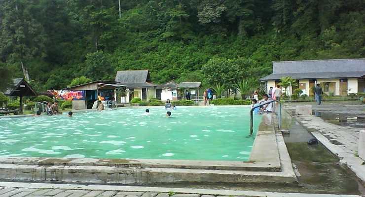 tempat wisata di Bandung_Pemandian Air Panas Cibolang