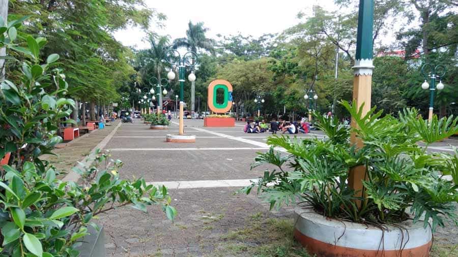 tempat wisata di Bandung_Taman Alun-Alun Cimahi