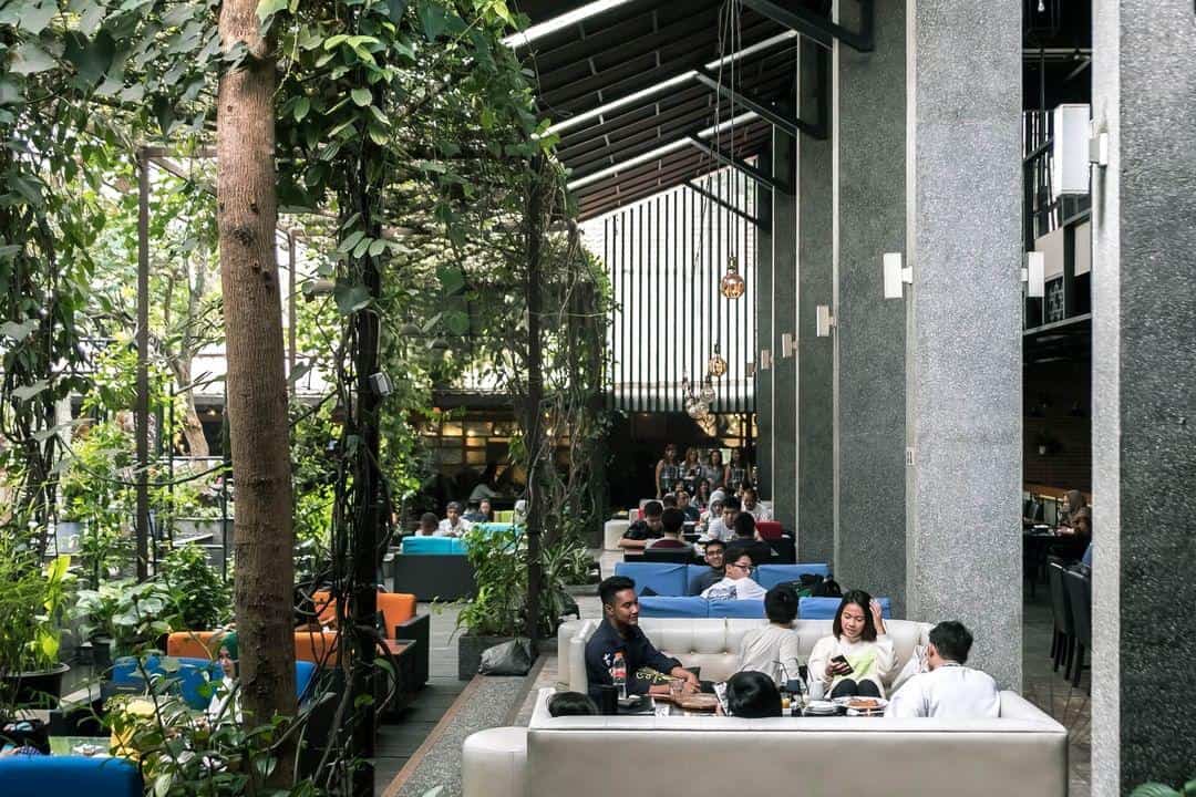 10 Rekomendasi Cafe di Bandung yang Asyik untuk Nongkrong 3