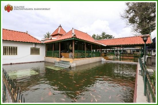 Masjid Pathok Negara Sulthoni Plosokuning 