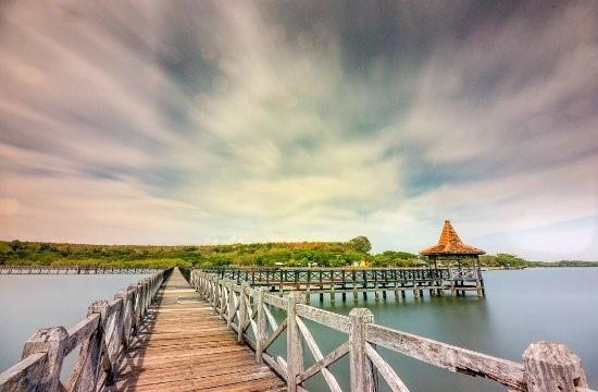 Wisata Bahari di Jawa Timur, Kunjungi 8 Pantai di Probolinggo!