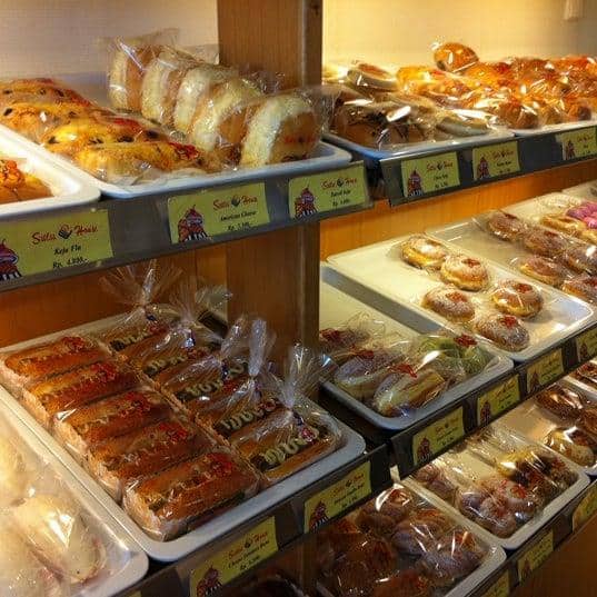 10 Toko Roti di Semarang yang Paling Enak dan Lengkap 3