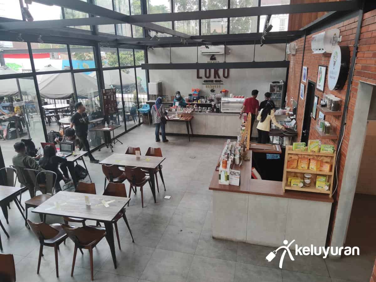 review loko cofee shop_indoor area (Copy)