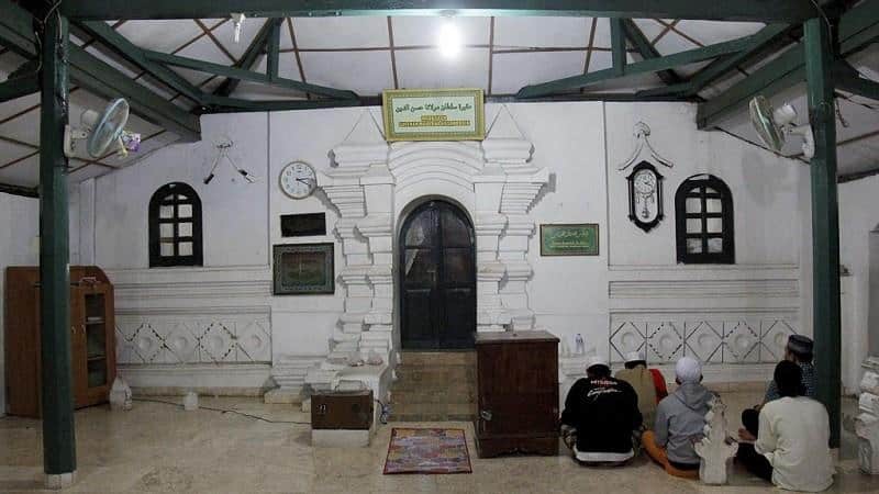 Makam Sultan Maulana Hasanudin