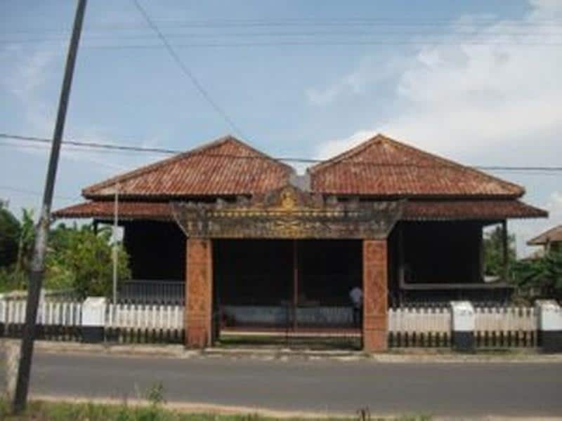 Bekas Rumah Tinggal Pangeran Pangsa Wangsakerta