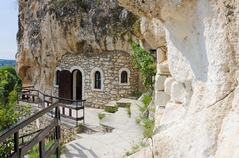 Gereja Pahat Batu Ivanovo – Bulgaria