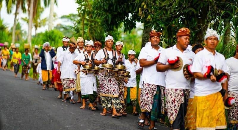 Makna di Balik Pakaian Adat Bali