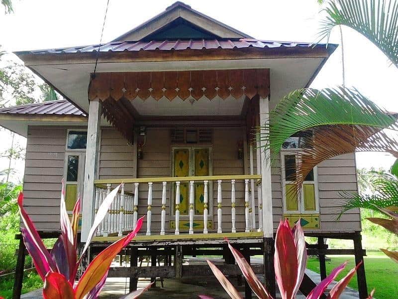 Rumah Melayu Atap Limas Potong