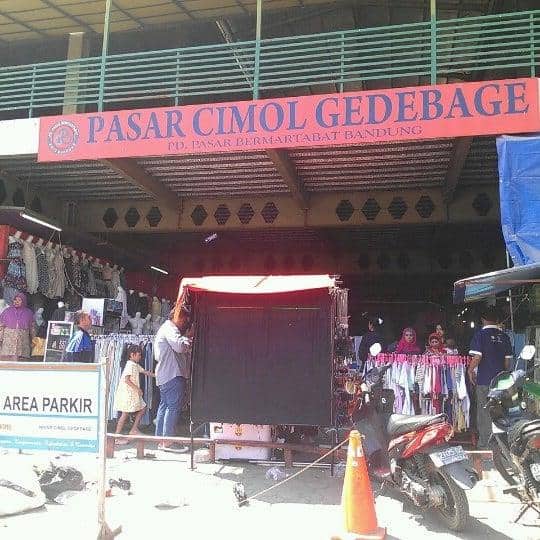 Tempat wisata di tengah kota Bandung_pasar cimol gedebage