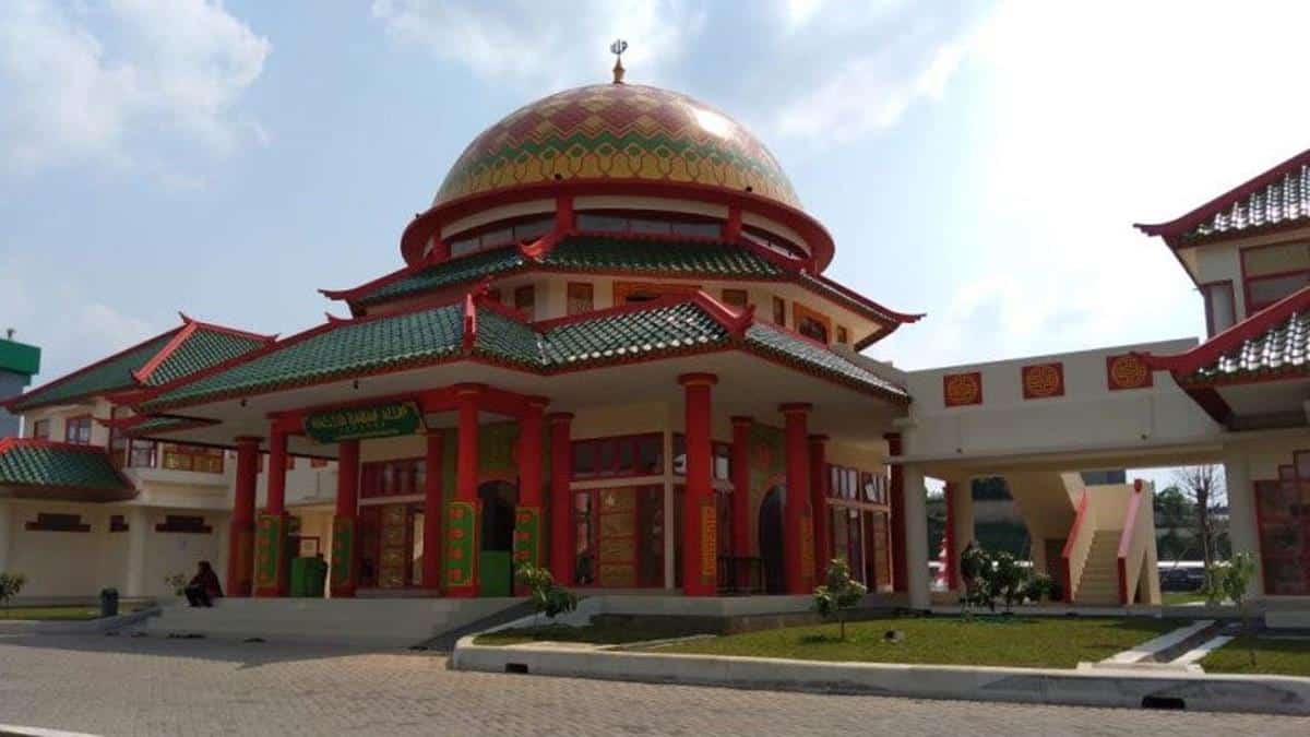 Masjid Babah Alun Desari