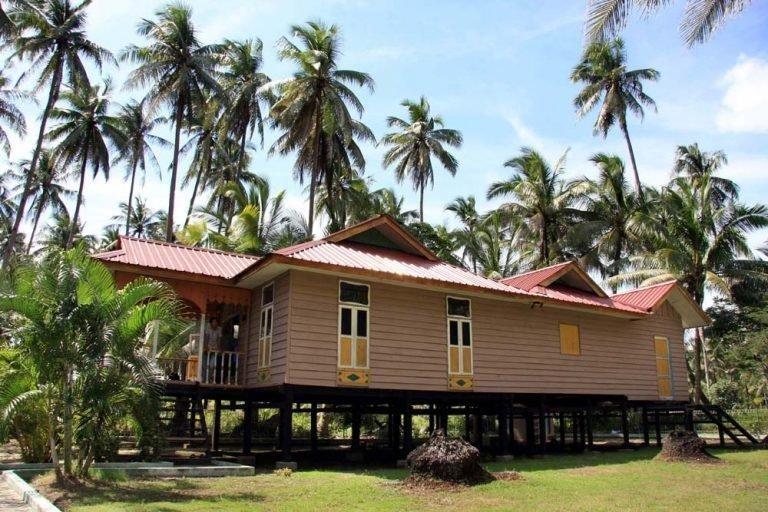 Nama-Nama Rumah Adat Kepulauan Riau