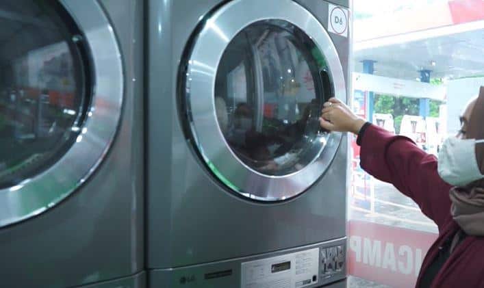 Inilah Cara Mudah Menggunakan Laundry Koin Ala Mr. Bean! 3