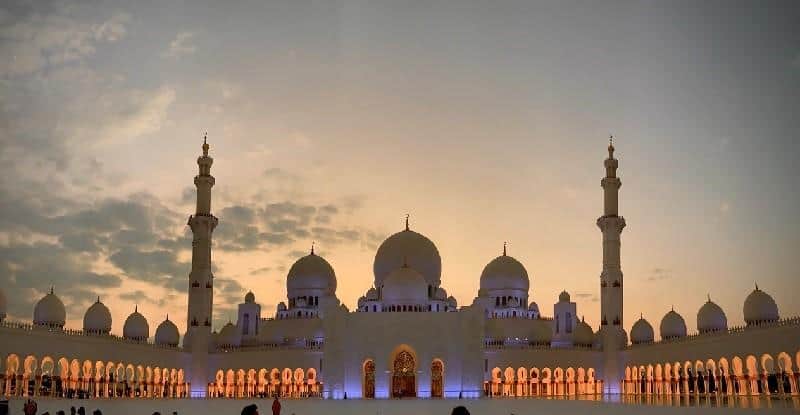 Cari Tahu Masjid Terdekat