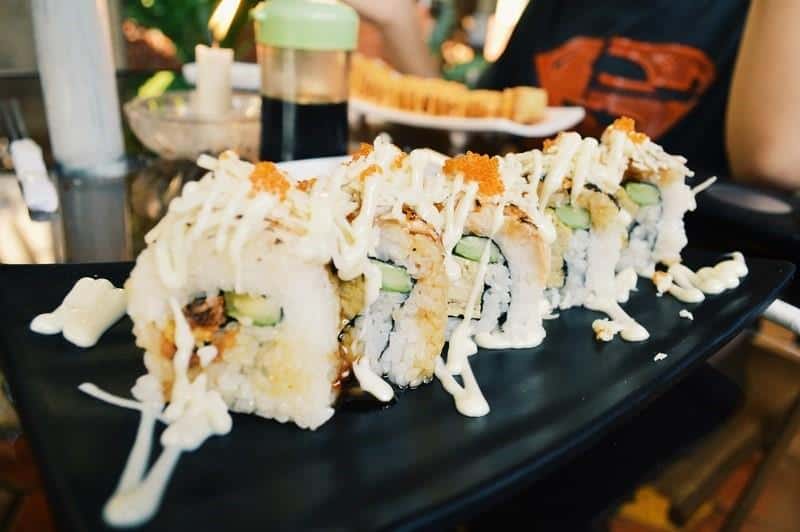 Salmon Cheezy Roll