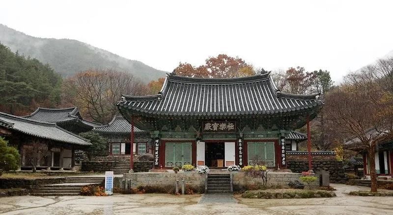 Kuil Cheoneunsa