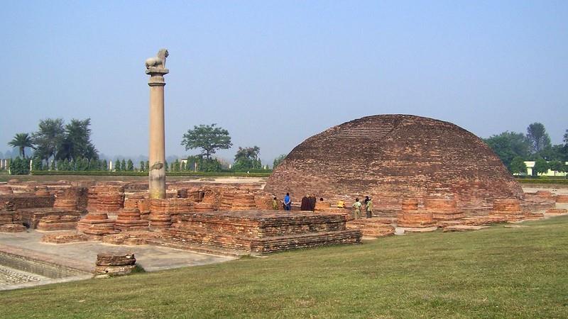 10 Tempat Bersejarah Umat Buddha di India untuk Diziarahi 8