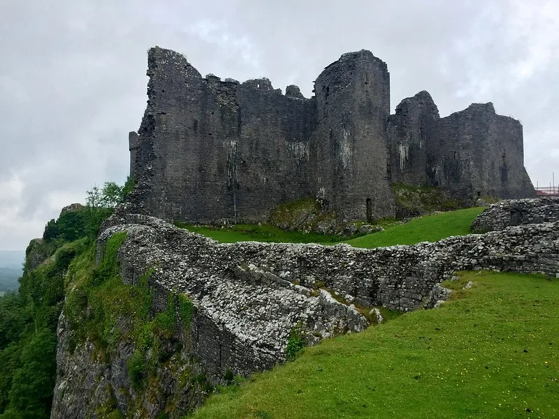  Kastil Carreg Cennan