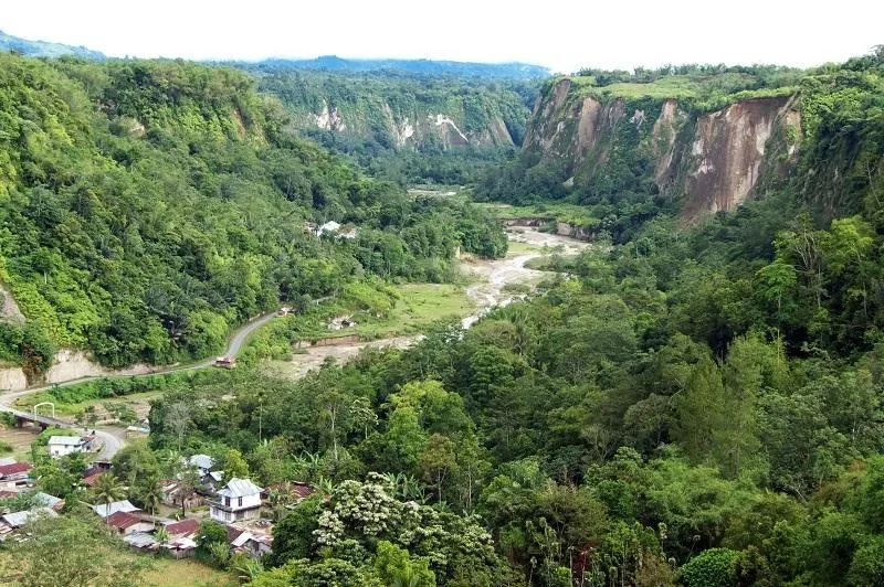 Ngarai Sianok, Indonesia