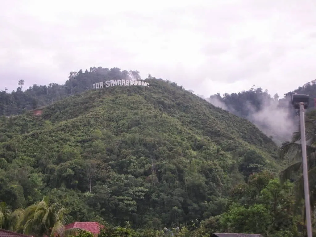 Bukit Tor Simarbarimbing