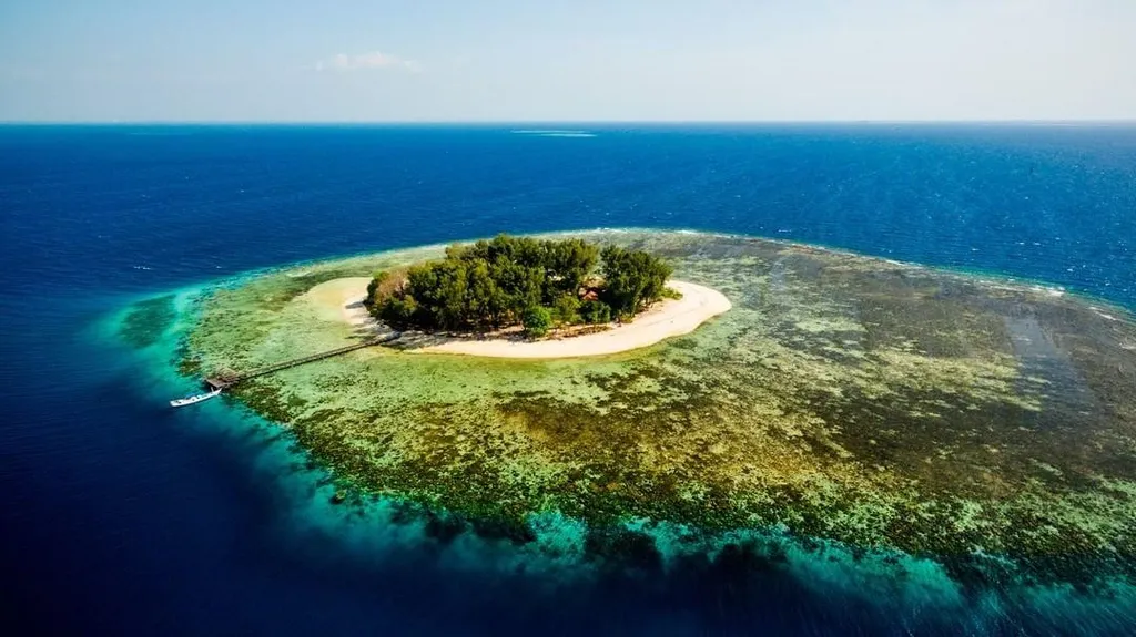Pulau Panambungan